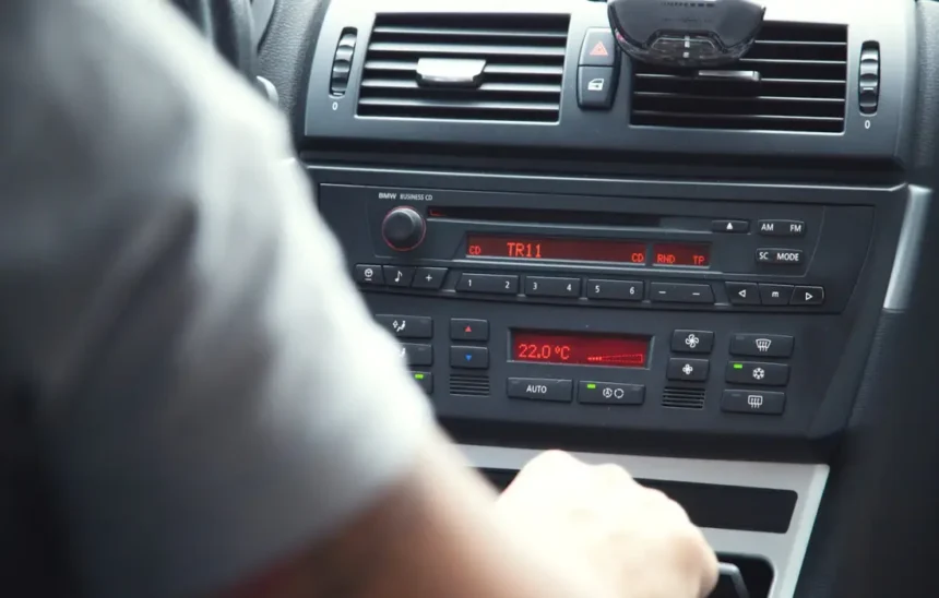 10-те най-сигурни песни за безопасно шофиране